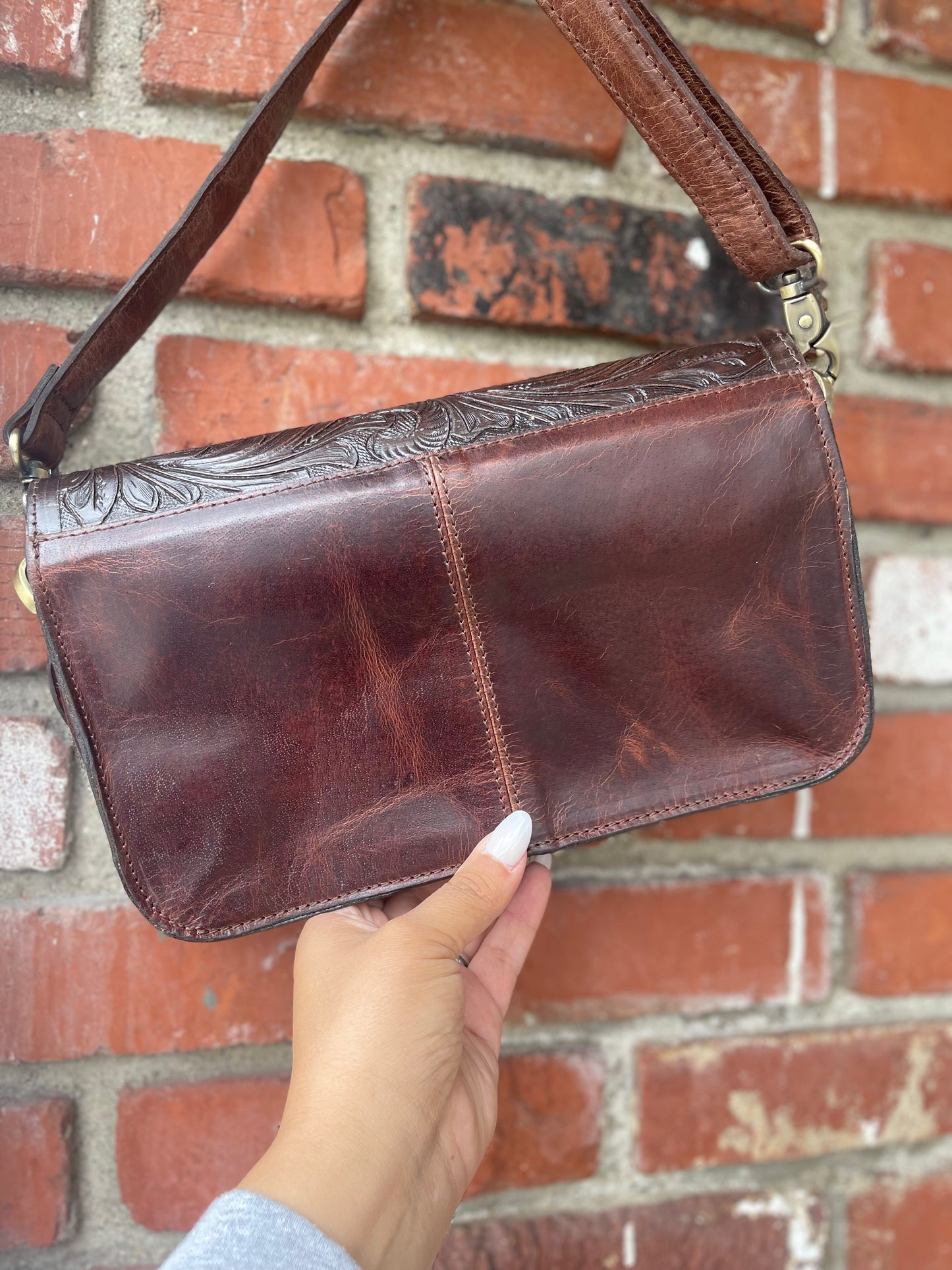 Rock Springs Crossbody